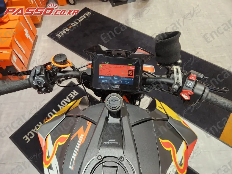 KTM 1290 SUPER DUKE R - фото 3