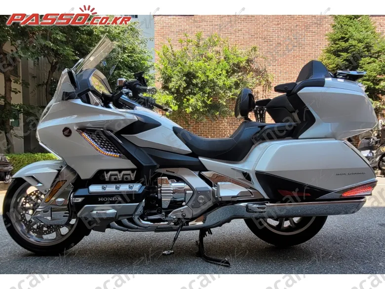 HONDA GOLDWING TOUR MT - фото 1
