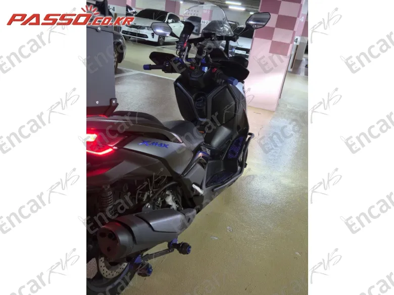 YAMAHA X MAX 300 ABS - фото 5