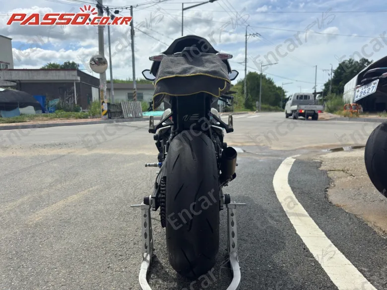 BMW S 1000 RR - фото 2