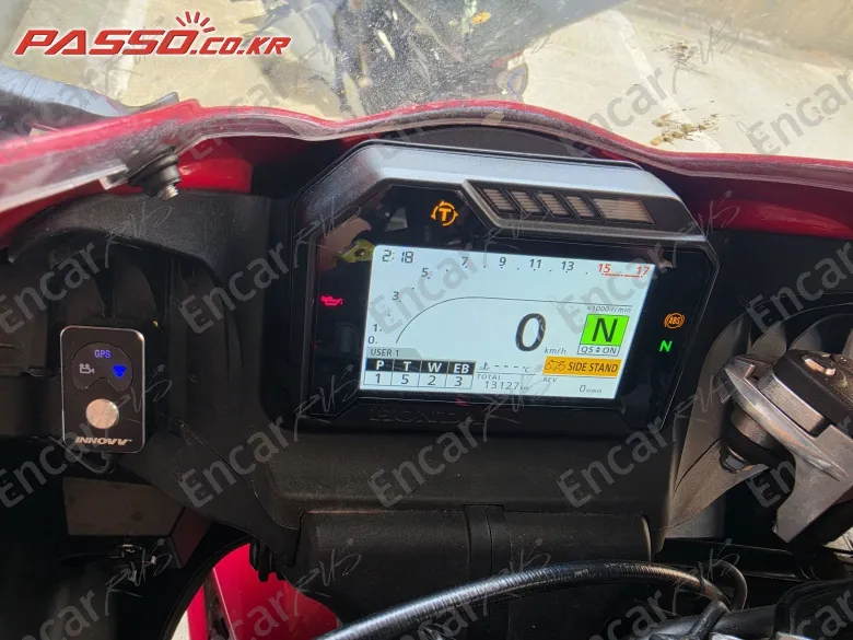 HONDA CBR 600 RR - фото 3
