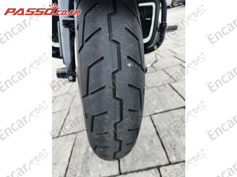 HARLEY-DAVIDSON FLHXS STREET GLIDE SPECIAL - фото 4