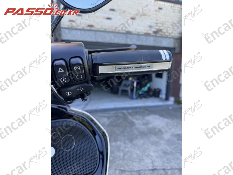 HARLEY-DAVIDSON ROAD GLIDE ST - фото 4