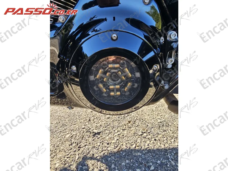 HARLEY-DAVIDSON FLTR - фото 4