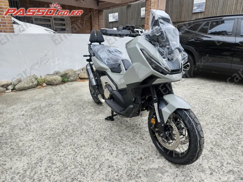 HONDA X ADV - фото 1