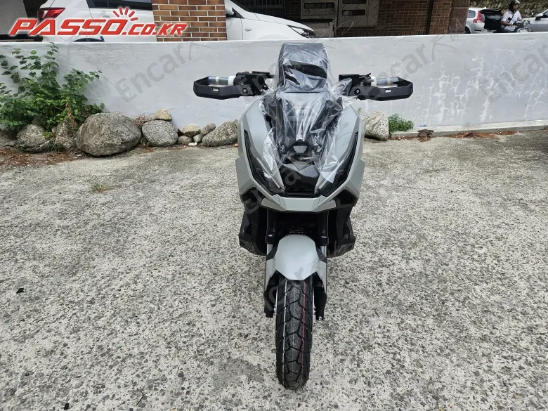 HONDA X ADV - фото 2