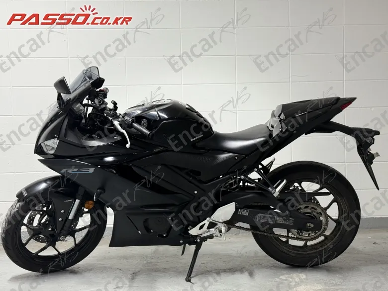 YAMAHA YZF R3 - фото 1