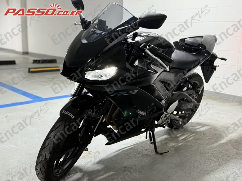 YAMAHA YZF R3 - фото 3