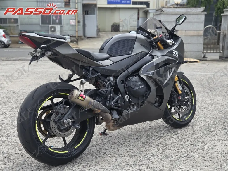 SUZUKI GSX R 1000 R ABS - фото 2