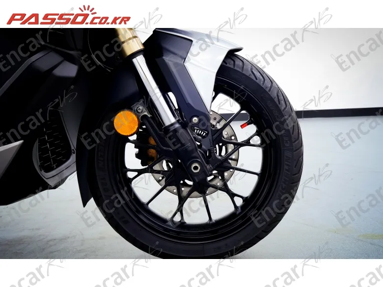HONDA ADV 350 - фото 5