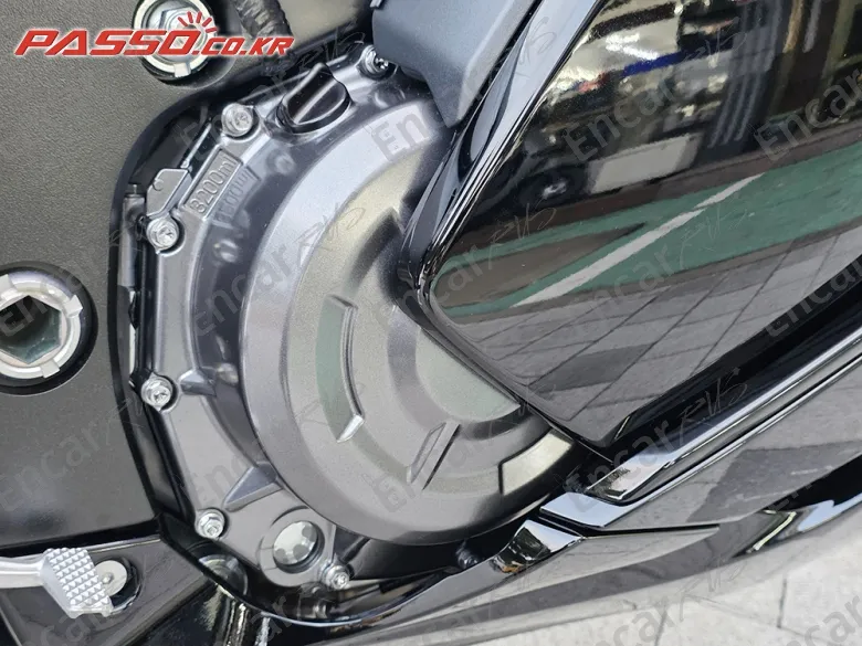 Suzuki Gsx R 1300 Hayabusa - фото 4
