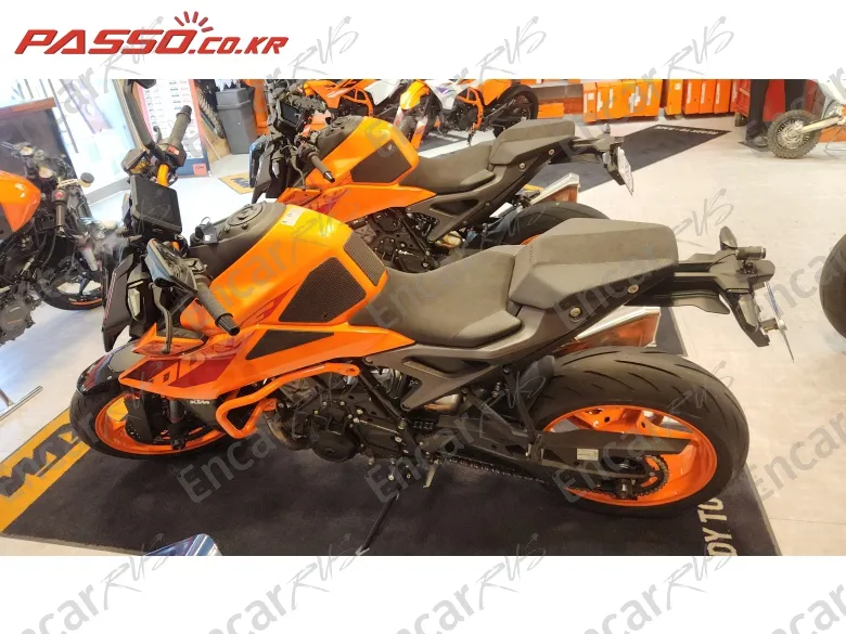 Ktm 990 Duke - фото 1