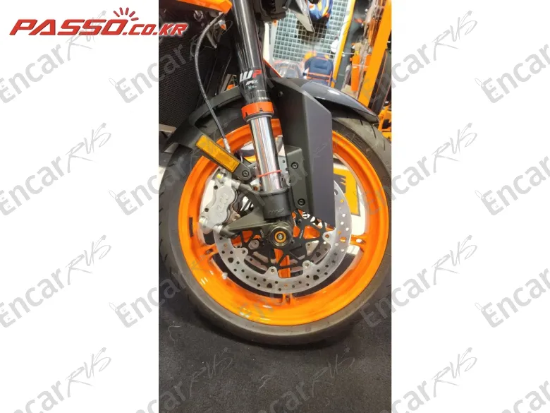 Ktm 990 Duke - фото 5