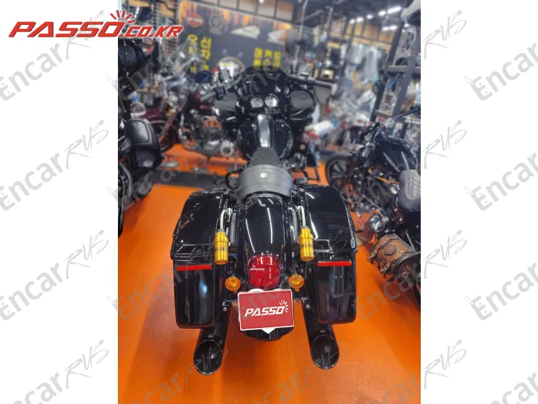 Harley-Davidson Road Glide St - фото 2