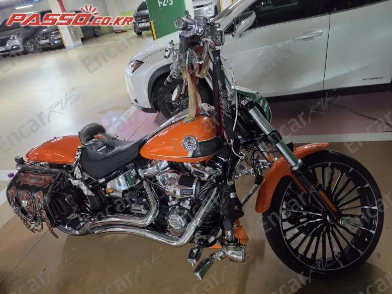 Harley-Davidson Breakout 117 - фото 2
