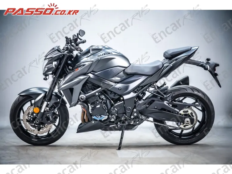 Suzuki Gsx S 750 - фото 1