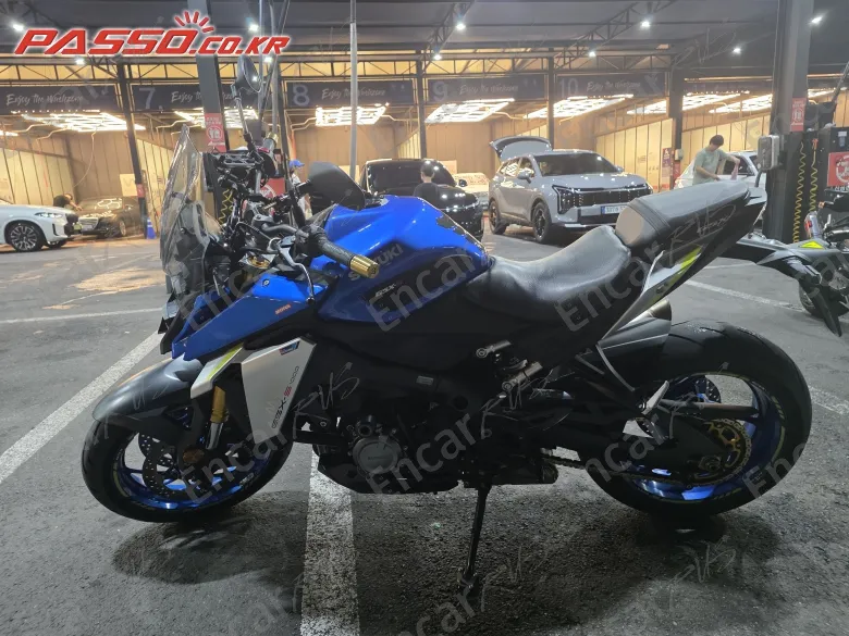 Suzuki Gsx S 1000 - фото 1