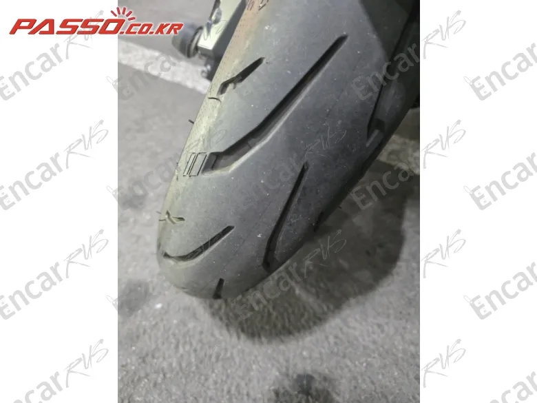 Suzuki Gsx S 1000 - фото 5