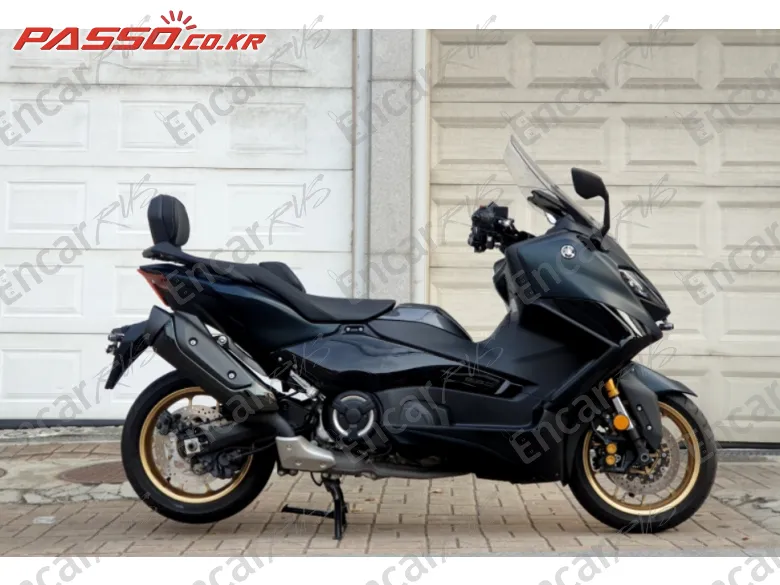 Yamaha T Max 560 - фото 0