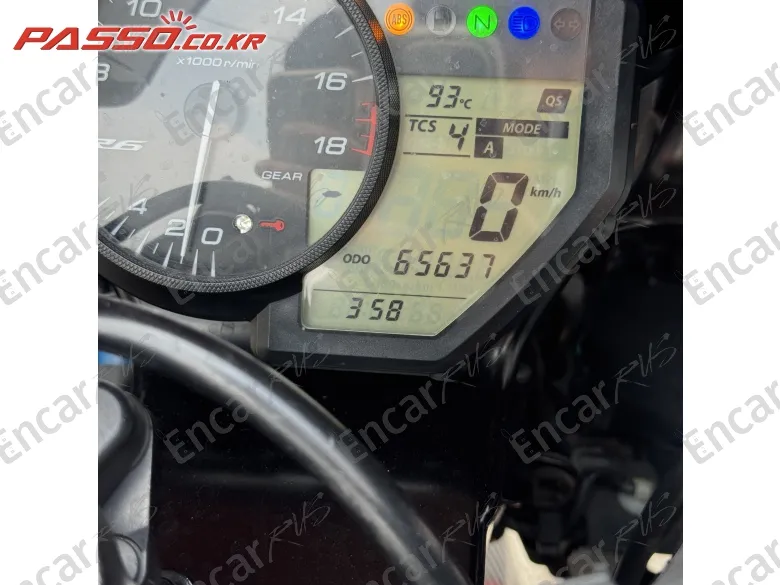 Yamaha Yzf R6 - фото 6