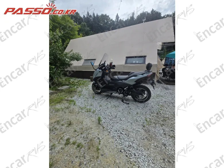 Yamaha T Max 560 - фото 1