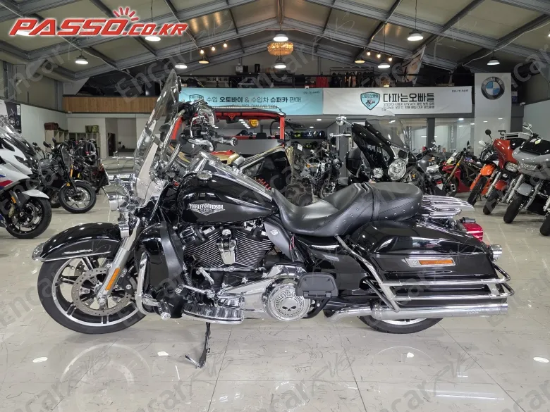 Harley-Davidson Flhr - фото 1