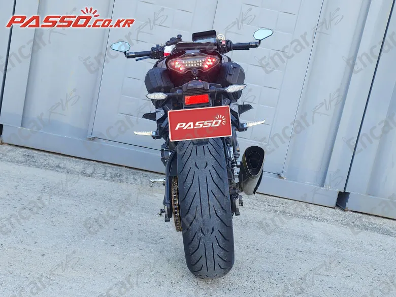 Yamaha Mt 10 - фото 2