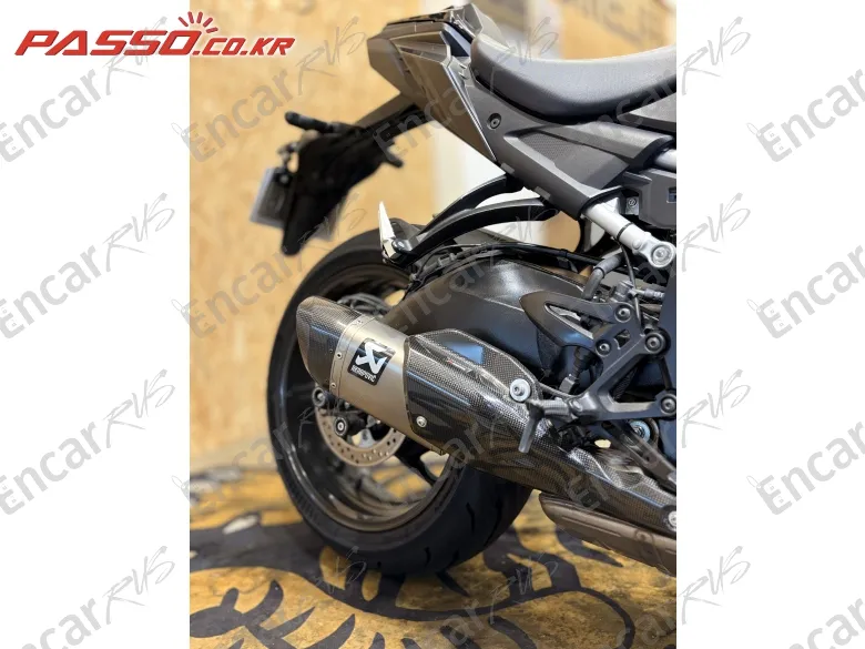 Suzuki Gsx S 1000 - фото 5