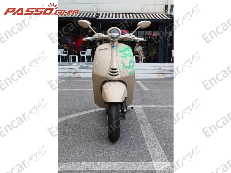 Vespa 946 Dragon - фото 3