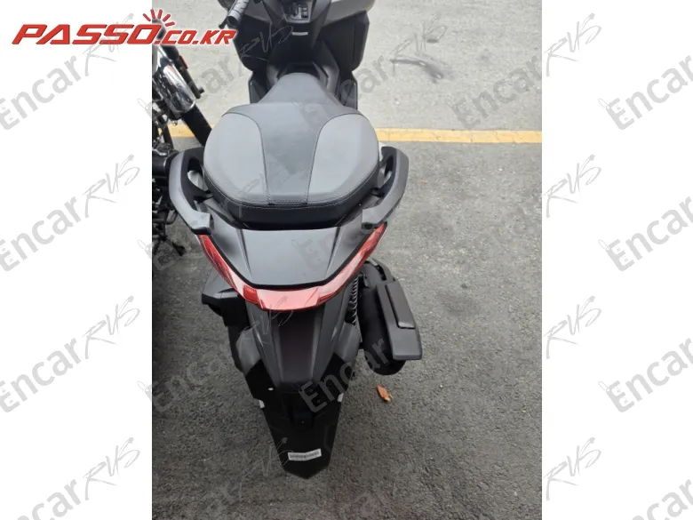 Honda Forza 350 - фото 2