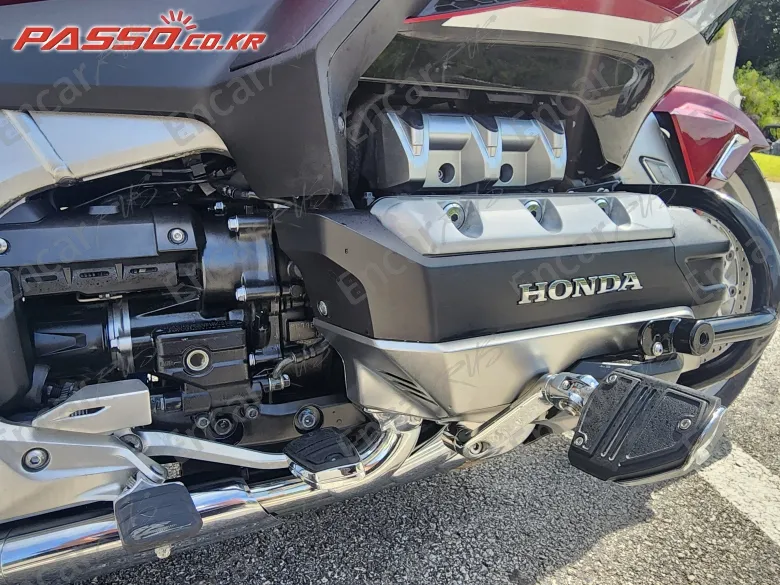 Honda Goldwing 1800 - фото 4