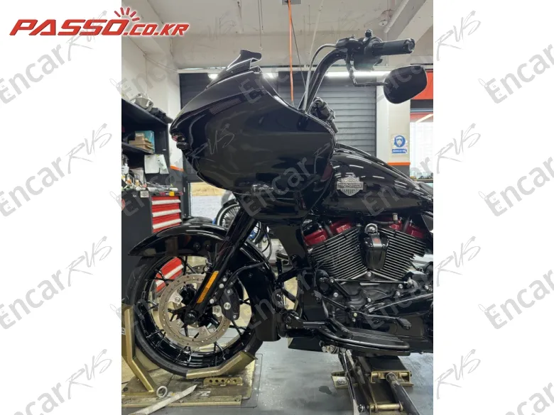 Harley-Davidson Fltr - фото 3