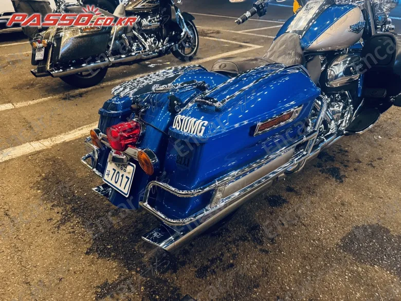Harley-Davidson Flhr - фото 6