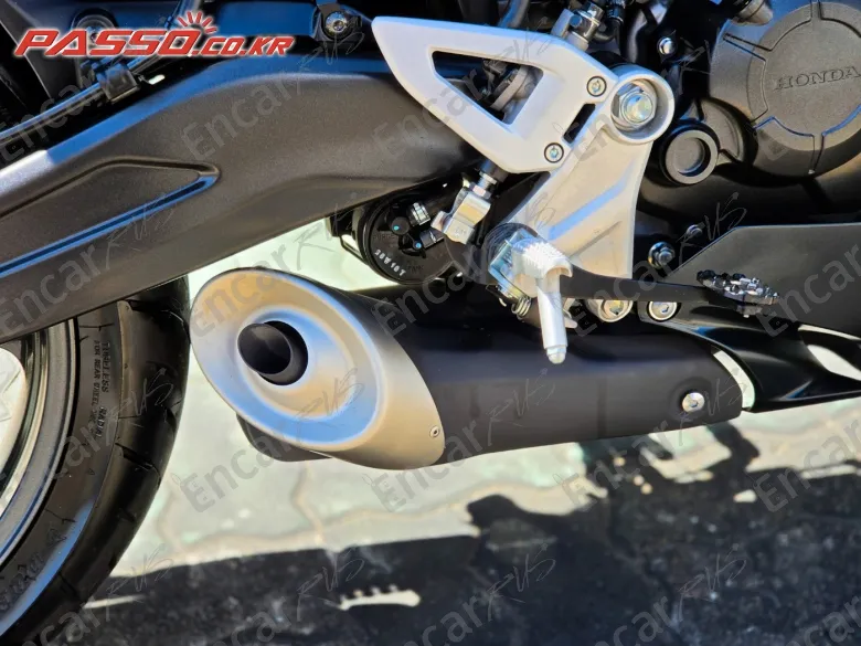 Honda Cb 125 R - фото 6
