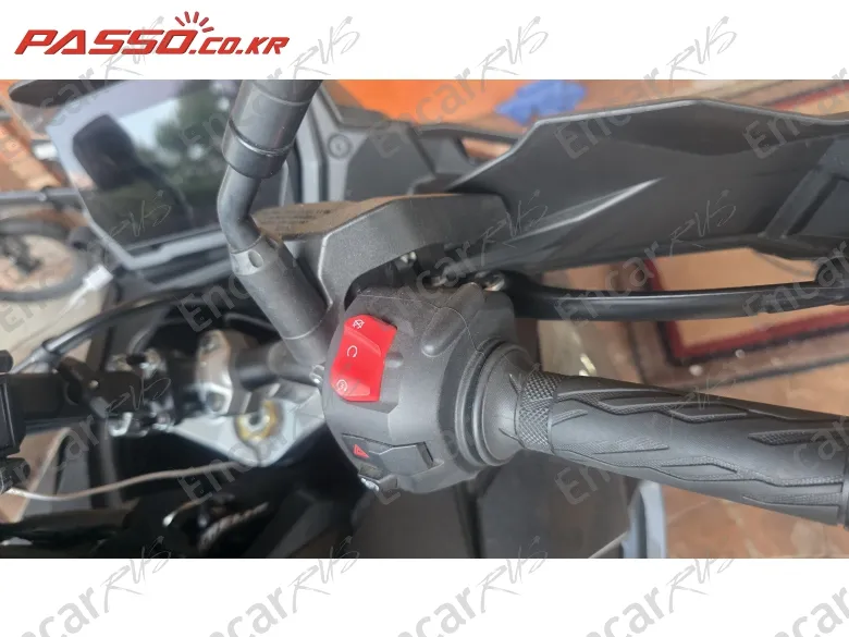 Suzuki Gsx S 1000 Gx - фото 3