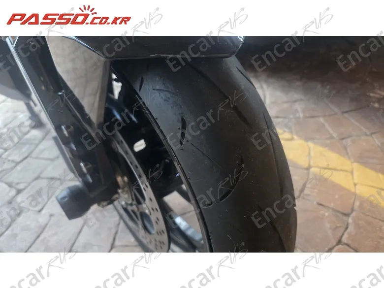Suzuki Gsx S 1000 Gx - фото 5