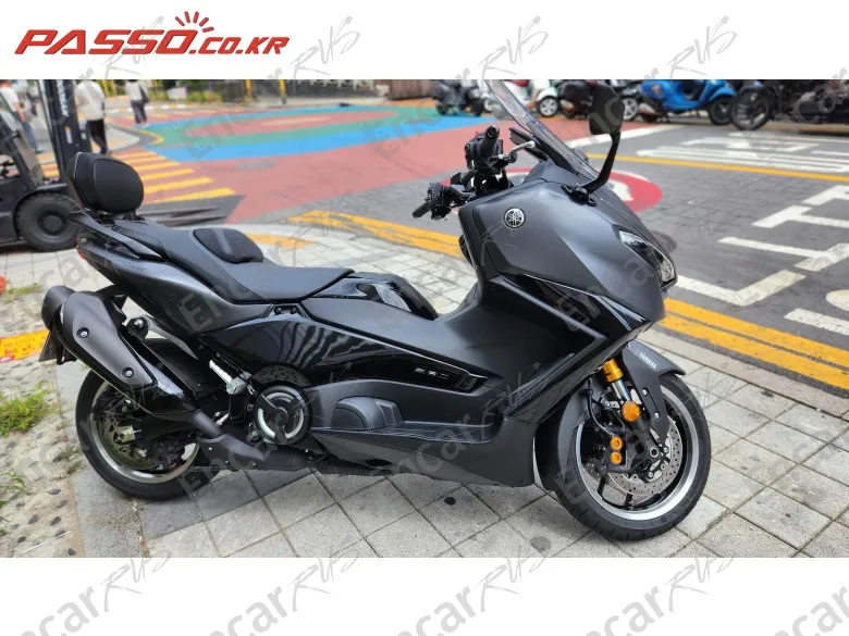 Yamaha T Max 560 - фото 0