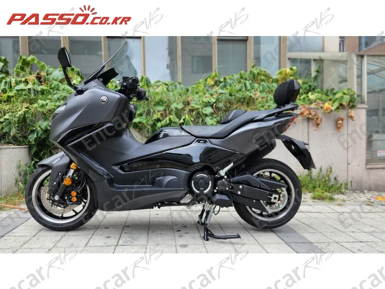 Yamaha T Max 560 - фото 1