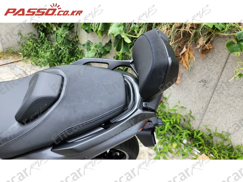 Yamaha T Max 560 - фото 3