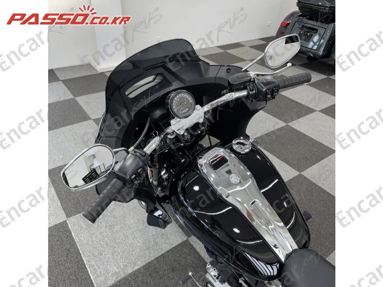 Harley-Davidson Low Rider St - фото 3