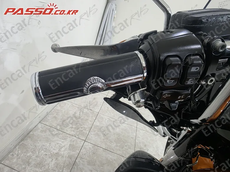 Harley-Davidson Ultra Limited - фото 3