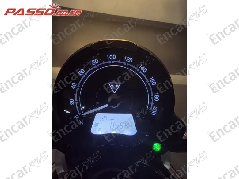 Triumph Speed Twin - фото 4