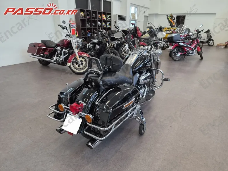Harley-Davidson Flhr - фото 3