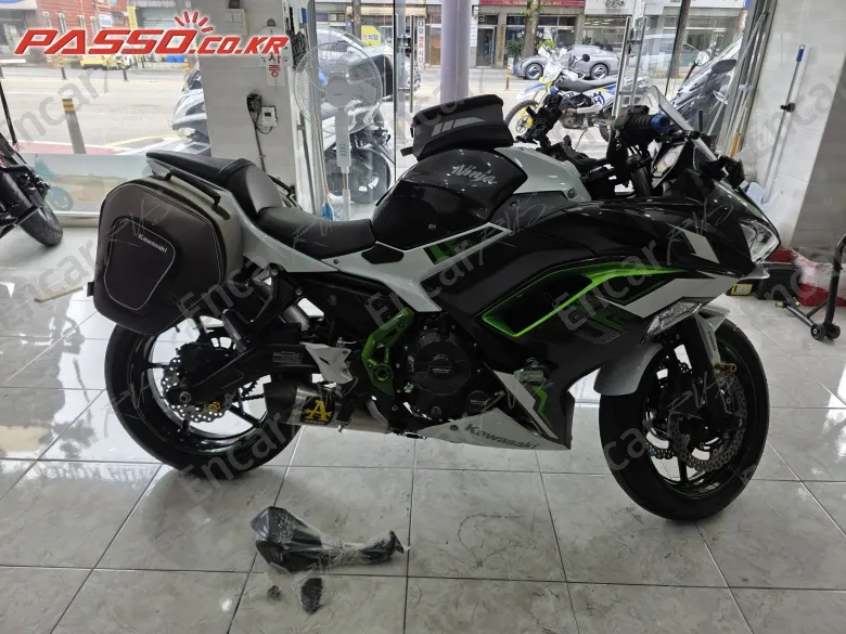 Kawasaki Ninja 650 Abs - фото 0