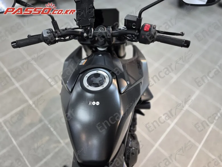 Suzuki Gsx 8 S - фото 6