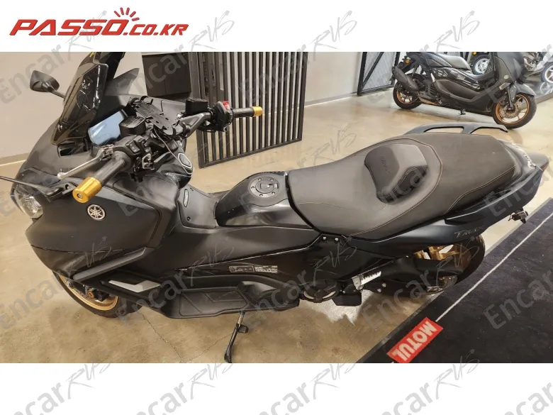 Yamaha T Max 560 - фото 1