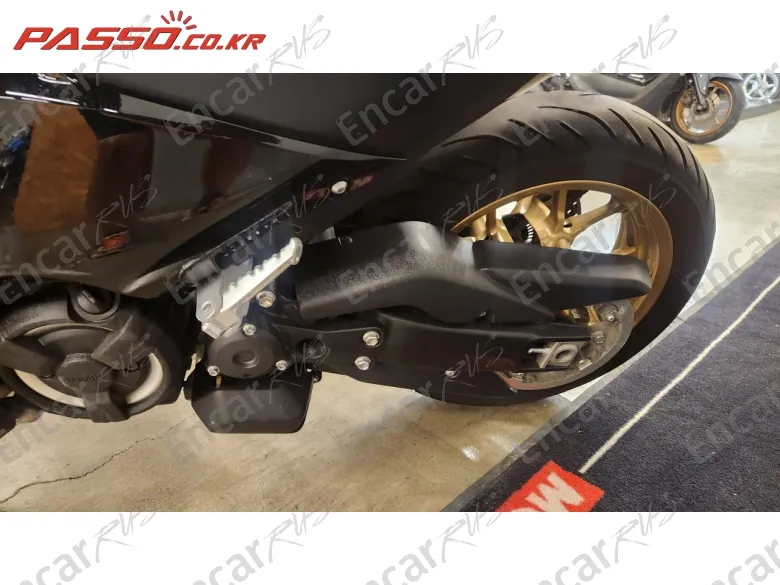 Yamaha T Max 560 - фото 4