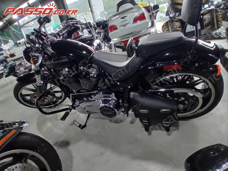Harley-Davidson Breakout 114 - фото 1