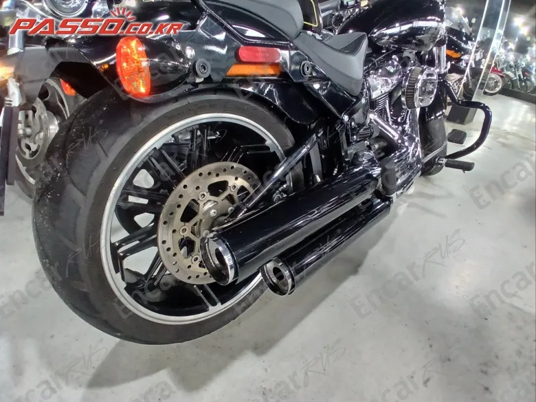 Harley-Davidson Breakout 114 - фото 6