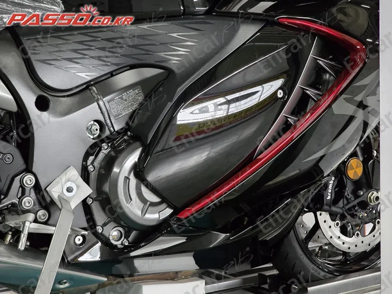 Suzuki Gsx R 1300 Hayabusa - фото 4